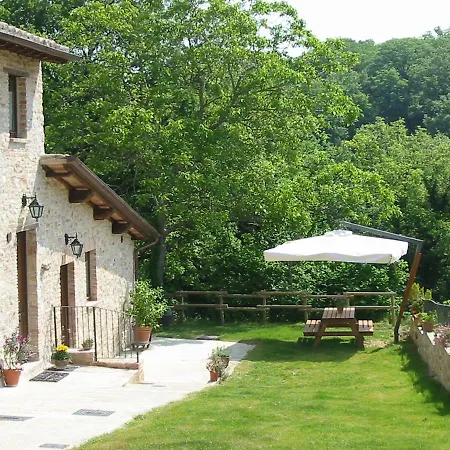 Rosa - Fogliani Agroturismo Giano dellʼUmbria